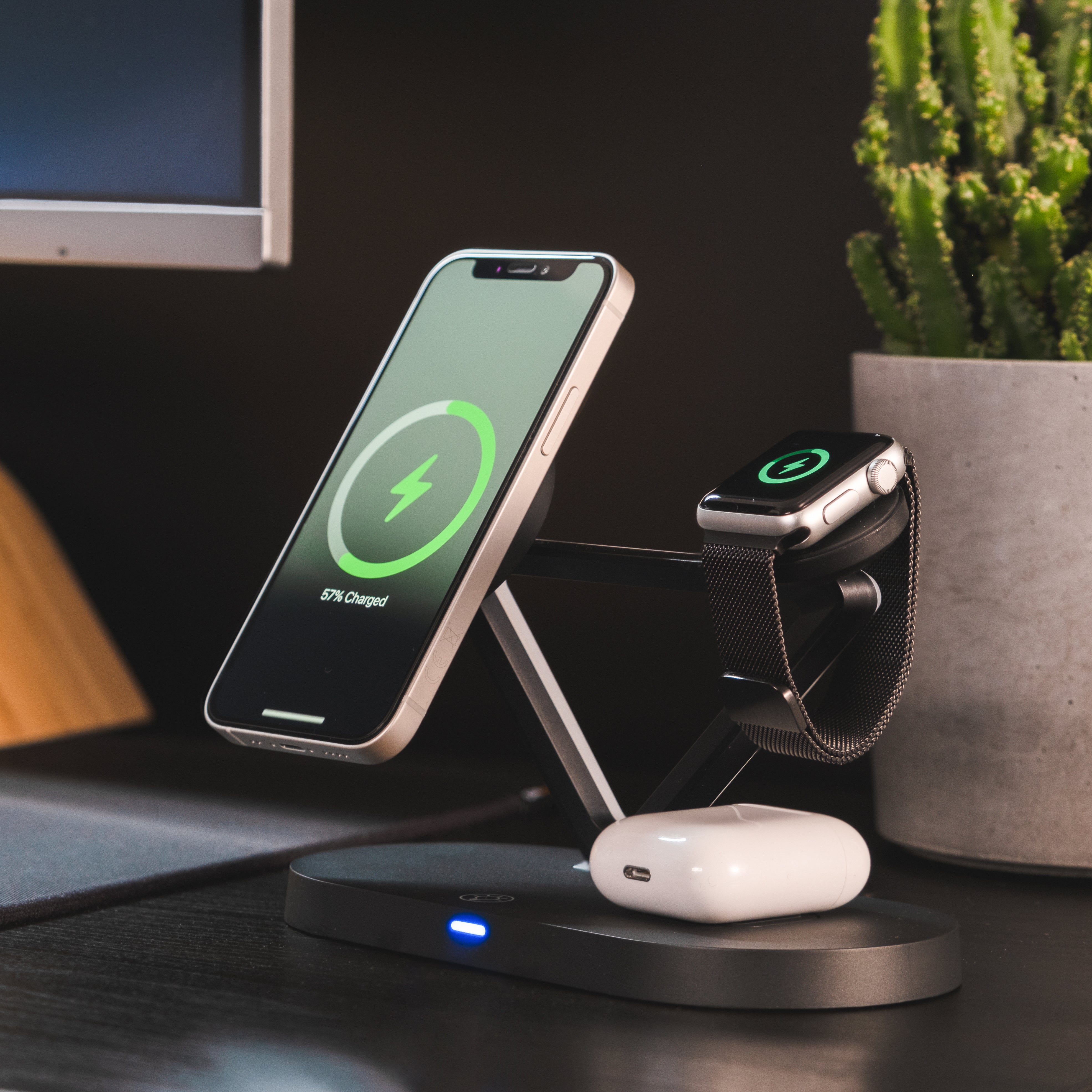 Trident - 3-in-1 Charging Station